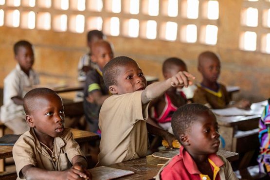 ELEVE BON 2 555x370 - Togo/Trois piliers pour une éducation de qualité