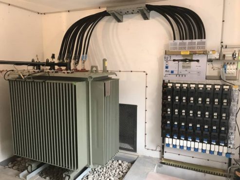 CEET raccordement 493x370 - CEET : en 2019,  83% des grandes entreprises ont été raccordées sans construction de poste de transformateur privé