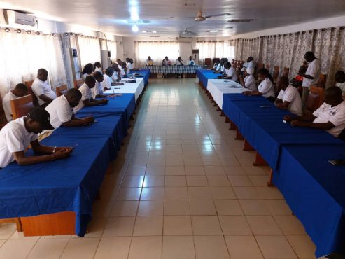 Togo/ PAEIJ-SP: rencontre d'échanges et mise en terre de plants à Sotouboua Atelier PAEIJ SP Sotouboua 1 06 2022 493x370 - Togo/ PAEIJ-SP: rencontre d'échanges et mise en terre de plants à Sotouboua