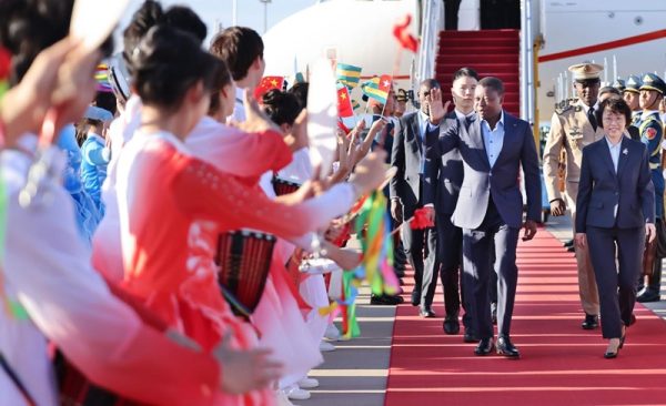 FOCAC2024 Arrivee du chef de lEtat a Beijing 1 600x366 - 9ème FOCAC : Faure Gnassingbé en terre chinoise