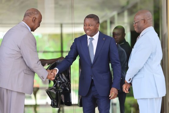 Religion et paix le chef de lEtat a echange avec une delegation de lEglise des Assemblees de Dieu 555x370 - Religion : une délégation de l’Eglise des Assemblées de Dieu chez Faure Gnassingbé