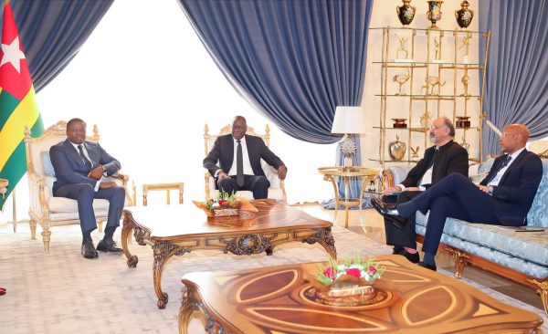 Vices presidents de la banque mondiale chez Faure Gnassingbe 600x366 - Togo : trois représentants de la Banque mondiale chez le Président du Conseil