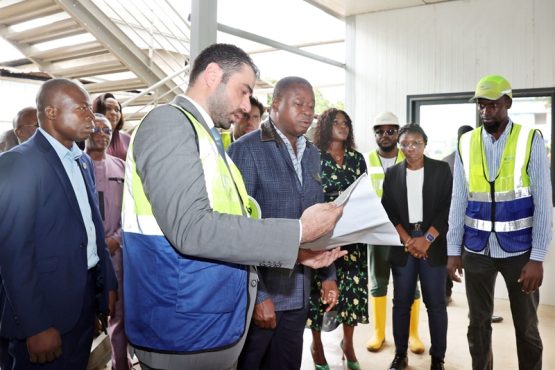 Le President du Conseil en visite au CHU de Kara une impulsion forte a la modernisation du systeme de sante 555x370 - Le CHU de Kara accueille Faure Gnassingbé  