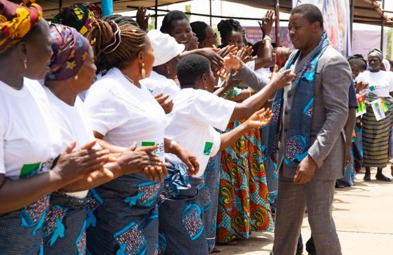 Promotion de la femme le Togo distingue par la Banque mondiale grace aux efforts du President du Conseil 570x370 - TOGO