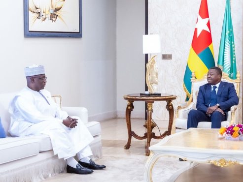 Stabilite en Afrique le Tchad salue la contribution du Togo 1 493x370 - Faure Gnassingbé félicité pour son soutien à la transition au Tchad