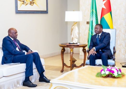 Diplomatie le Togo et le Congo se consultent sur les enjeux de paix et de securite en Afrique 524x370 - TOGO
