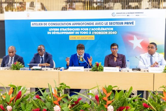 Acceleration des travaux de la FDR 2026 2031 et de la Vision 2040 le Gouvernement a engage une concertation approfondie avec le secteur prive 555x370 - Accélération des travaux de la FDR 2026-2031 et de la Vision 2040 : le gouvernement a engagé une concertation approfondie avec le secteur privé