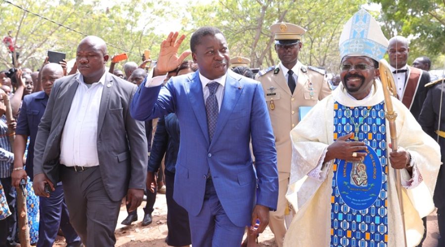 Celebration-des-50-ans-du-sanctuaire-marial-de-Togoville-le-chef-de-lEtat-a-assiste-a-la-messe-pontificale