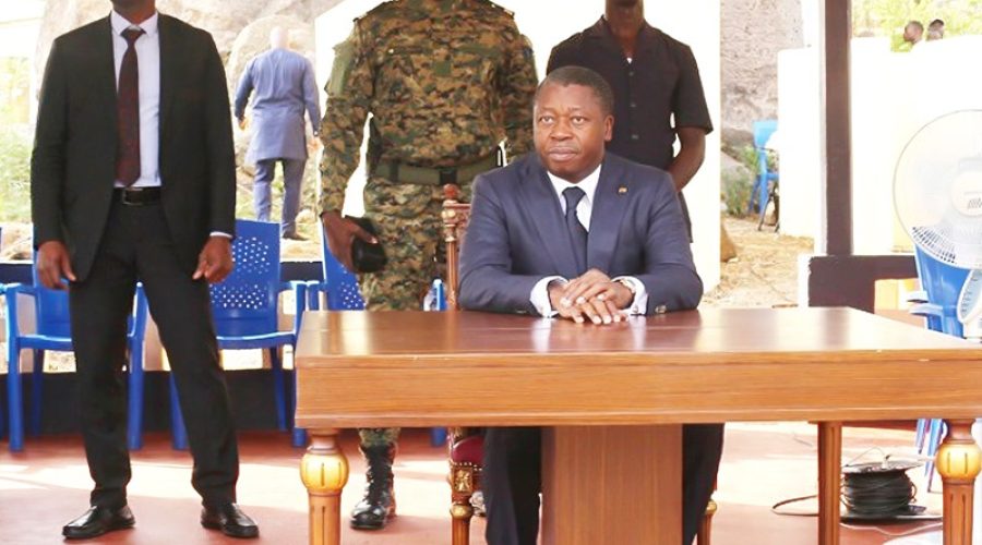 Culture-Faure-Gnassingbe-assiste-a-louverture-de-la-chasse-traditionnelle-en-pays-kabye