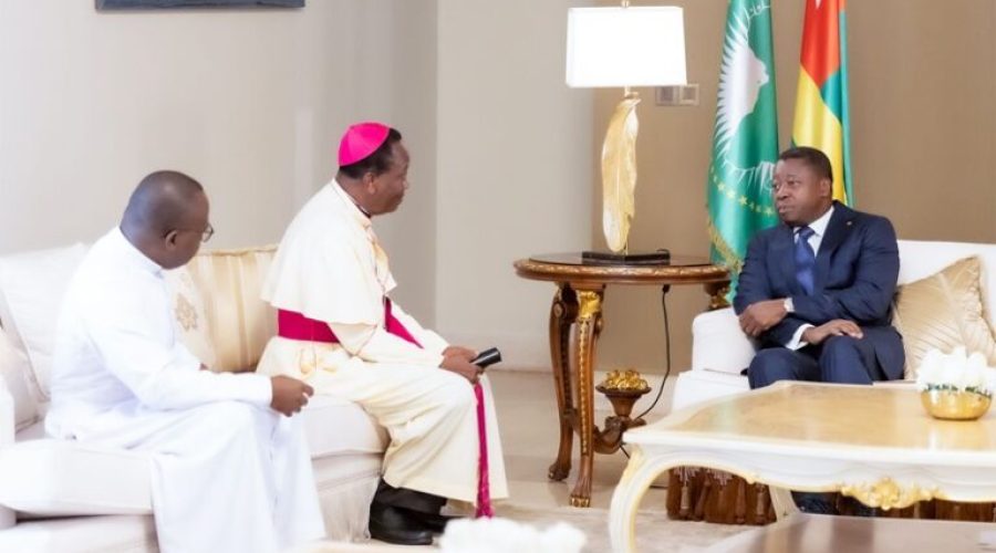 Deces-de-Mgr-Barrigah-Benissan-la-compassion-du-chef-de-lEtat-a-la-Conference-des-Eveques-du-Togo-CET-768x512