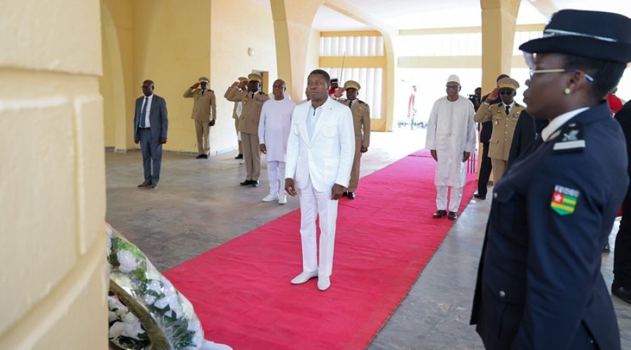Le-President-du-Conseil-preside-la-commemoration-du-52eme-anniversaire-de-lattentat-de-Sarakawa