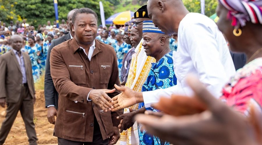 Les-luttes-traditionnelles-Evala-se-deroulent-dans-le-calme-et-la-serenite