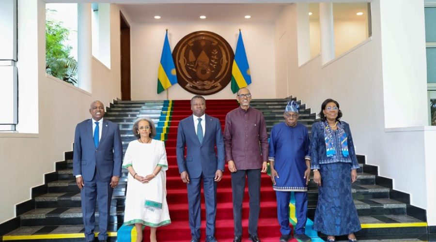 Mediation-africaine-dans-les-Grands-Lacs-le-President-du-Conseil-a-la-tete-dune-delegation-de-facilitateurs-au-Rwanda