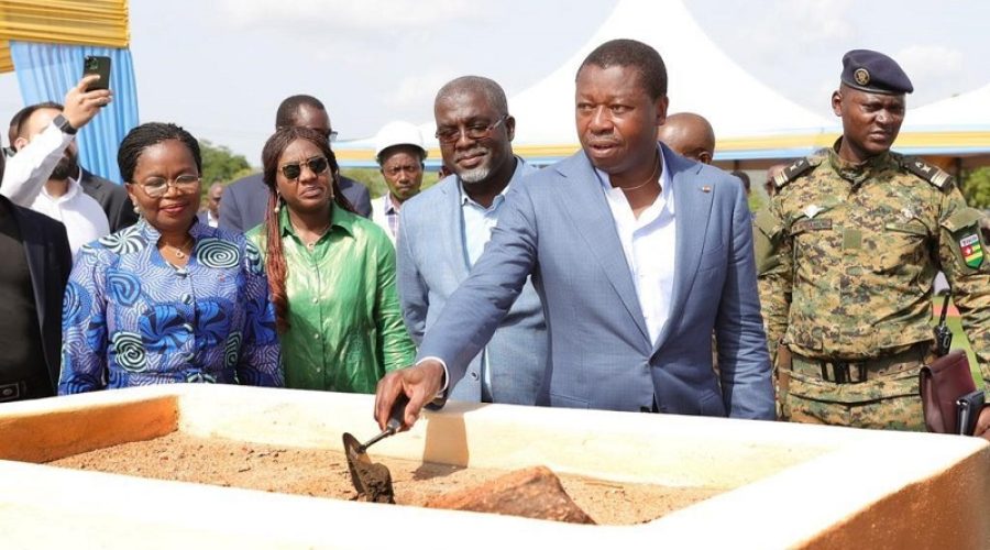 Première pierre centre régional de mécanisation agricole Kara