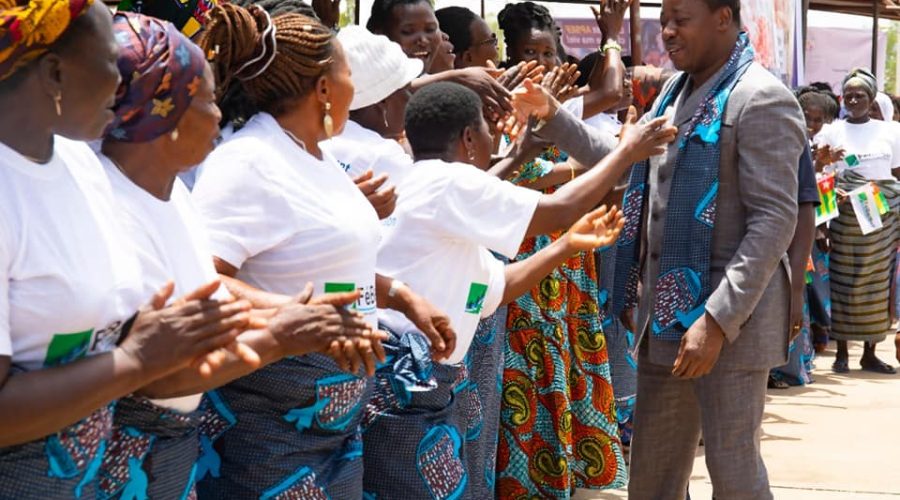 Promotion-de-la-femme-le-Togo-distingue-par-la-Banque-mondiale-grace-aux-efforts-du-President-du-Conseil