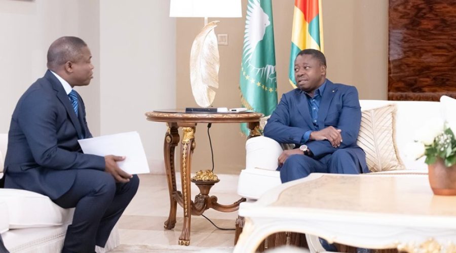 Promotion-du-transport-aerien-en-Afrique-un-emissaire-du-Gabon-chez-le-chef-de-lEtat
