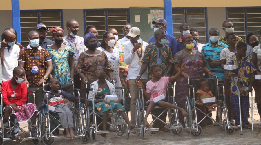 Rotary Lomé perle, handicapés Atakpamé