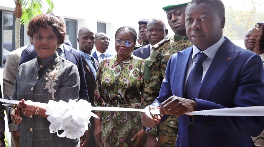 Sante-pour-tous-le-chef-de-lEtat-inaugure-lhopital-Dogta-Lafie-annexe-de-Kara-