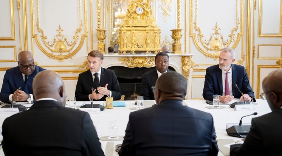 Une-rencontre-tripartite-en-prelude-a-la-Conference-sur-la-paix-dans-la-region-des-Grands-Lacs
