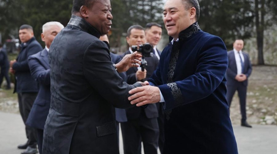 Visite-officielle-a-Bichkek-pour-le-renforcement-du-partenariat-entre-le-Togo-et-le-Kirghizistan