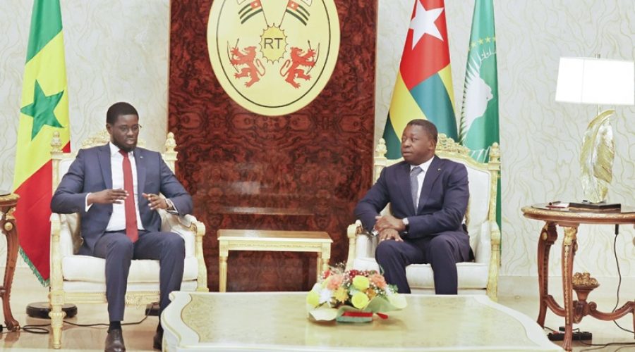 Visite-officielle-du-President-senegalais-au-Togo-Vers-un-partenariat-renforce-entre-les-deux-nations